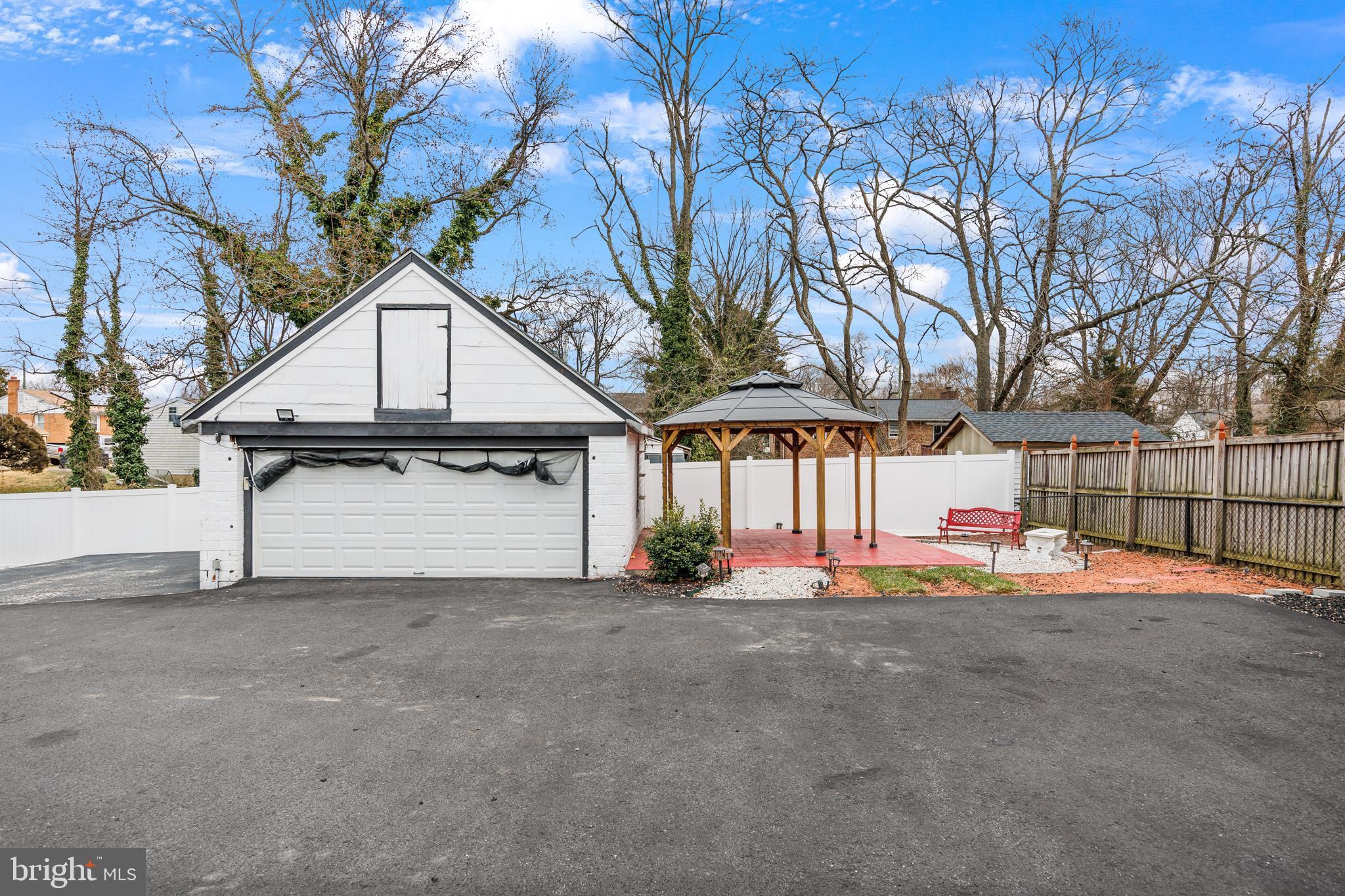 SUNNY ACRES - Residential