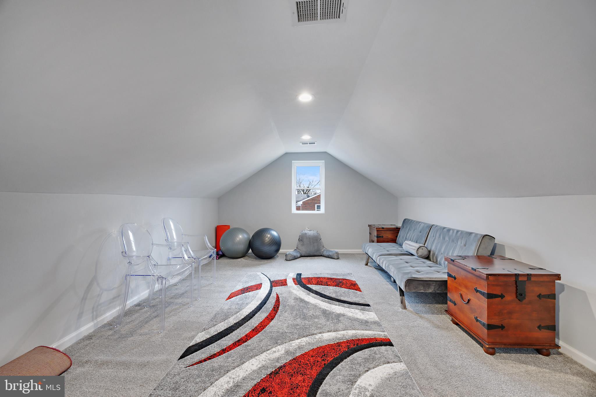 SUNNY ACRES - Residential