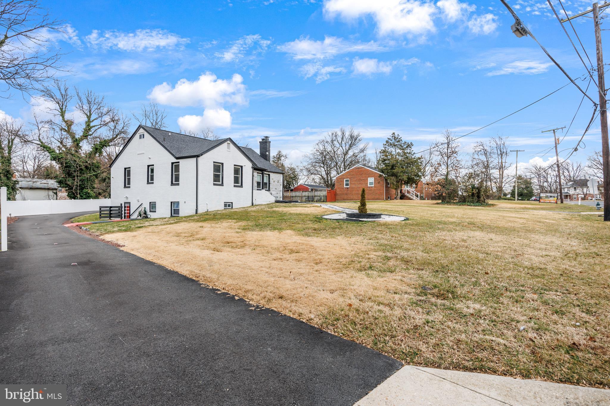 SUNNY ACRES - Residential