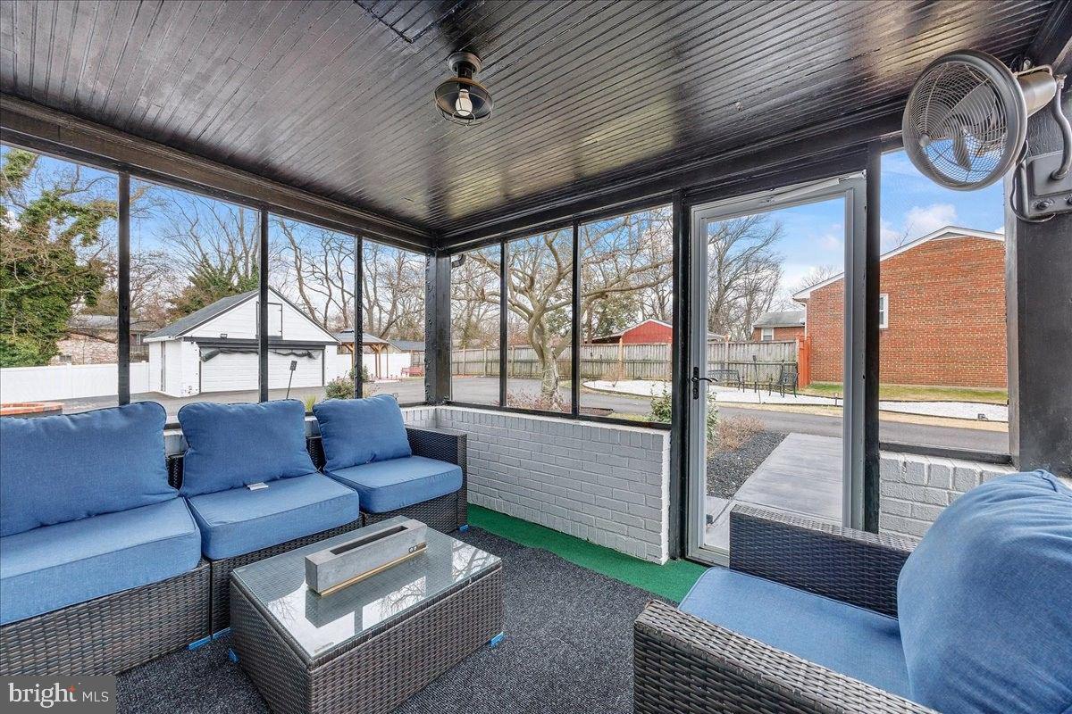 SUNNY ACRES - Residential