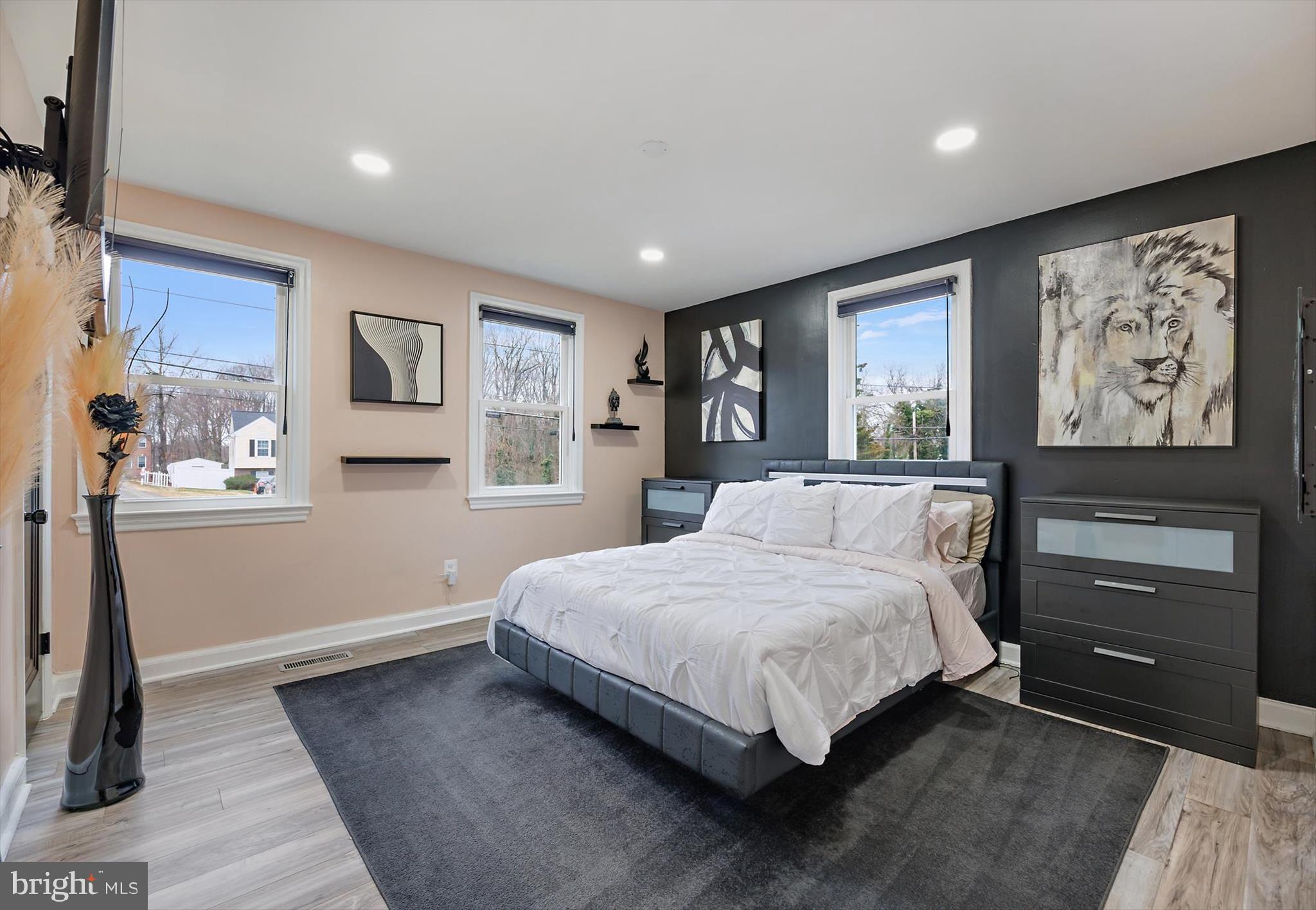 SUNNY ACRES - Residential