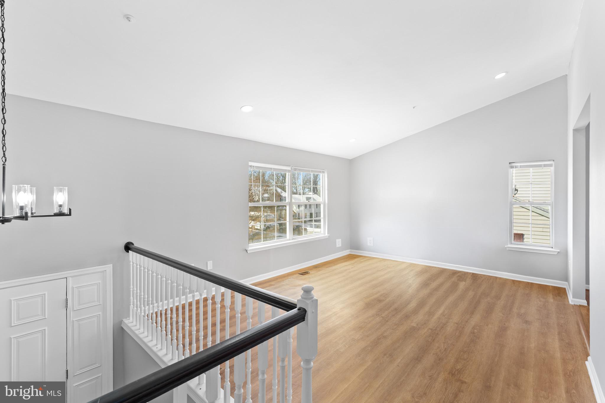 BARNABY VILLAGE - Residential