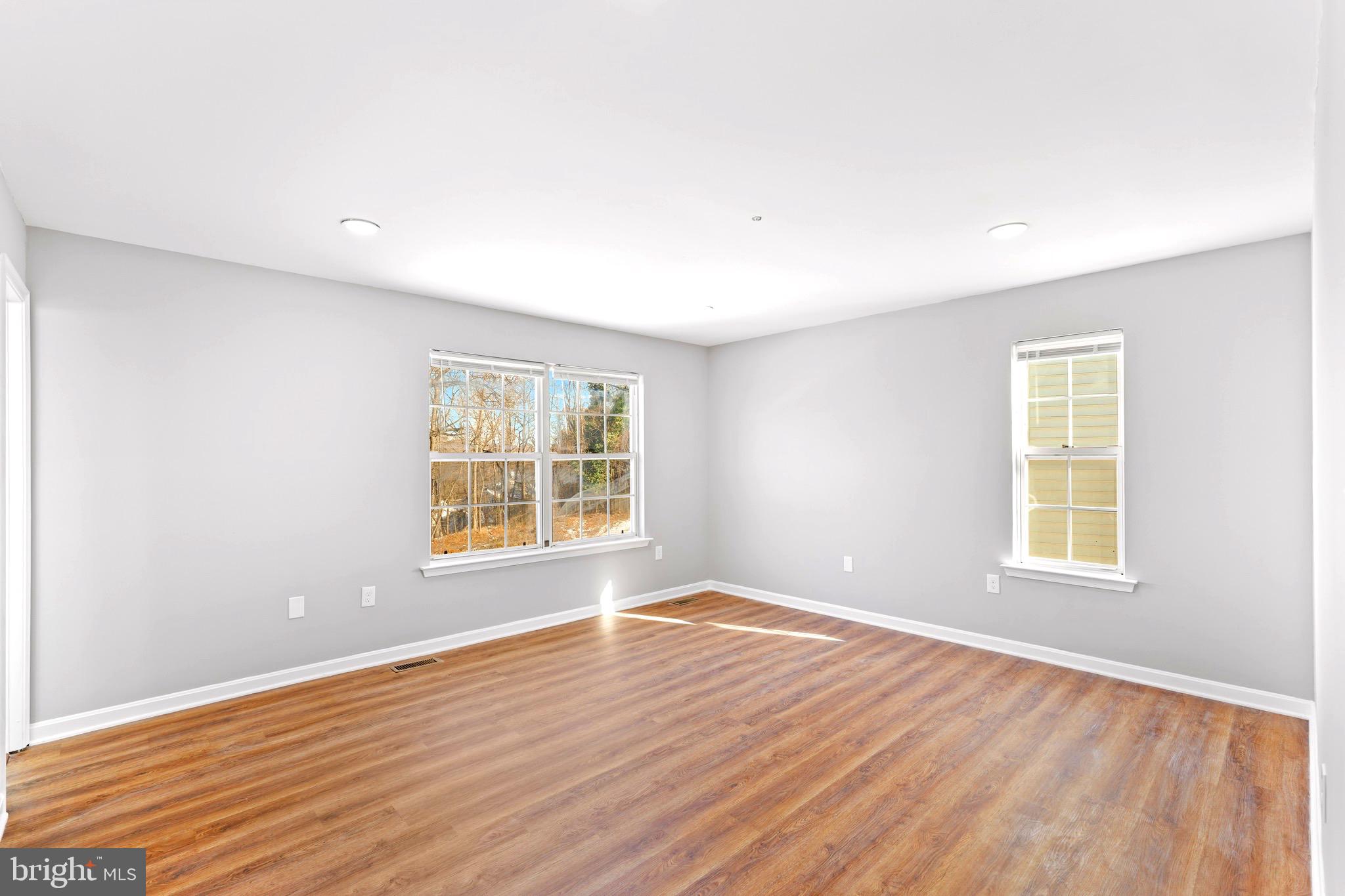 BARNABY VILLAGE - Residential