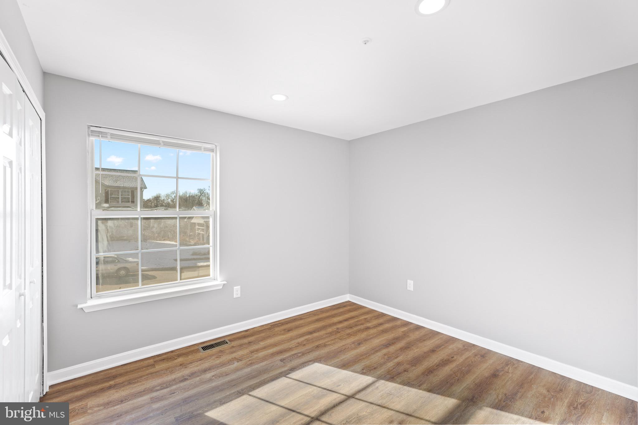 BARNABY VILLAGE - Residential