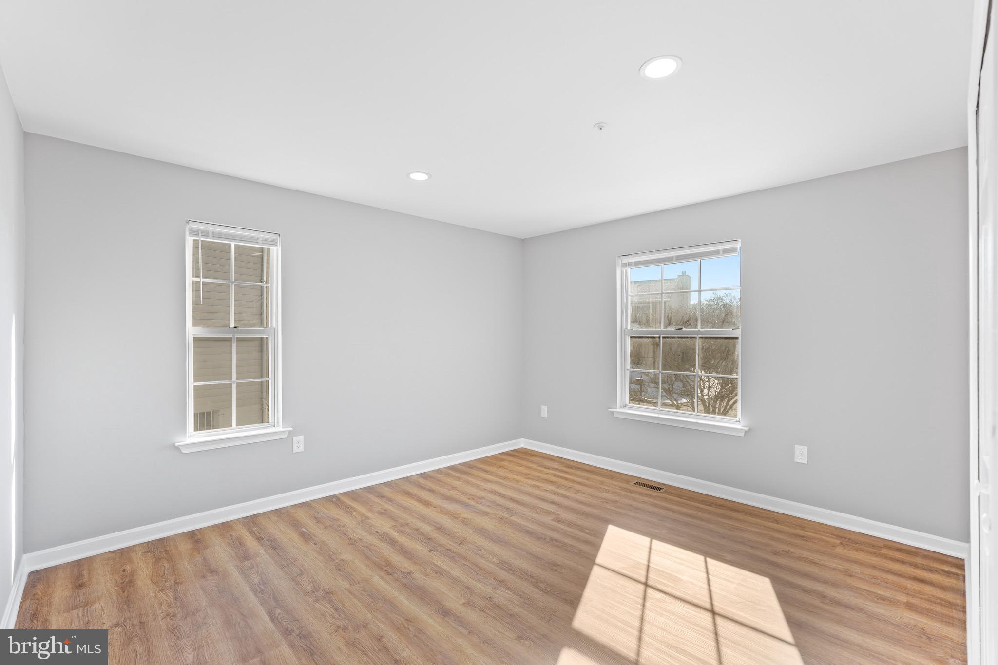 BARNABY VILLAGE - Residential