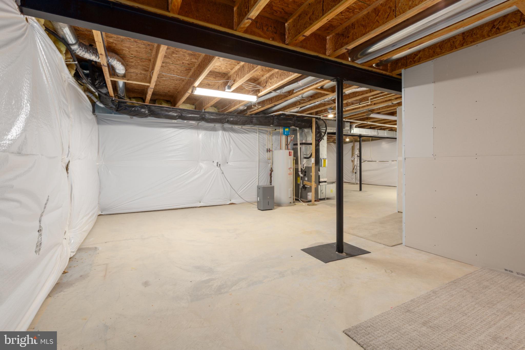 VIRGINIA HERITAGE AT LEE'S PARK - Residential