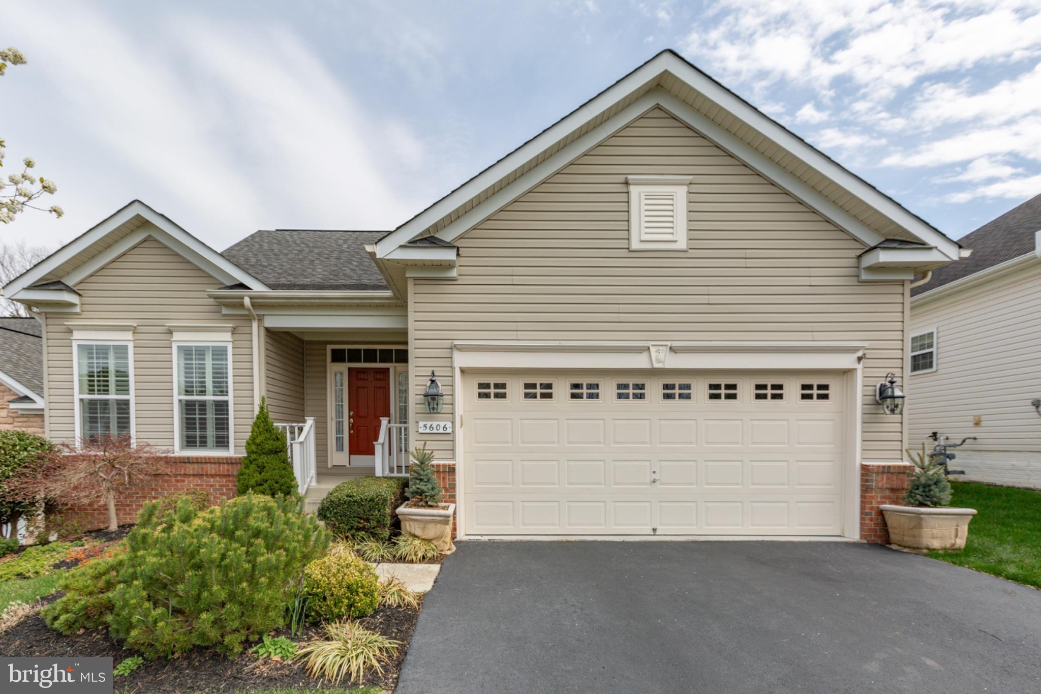 VIRGINIA HERITAGE AT LEE'S PARK - Residential