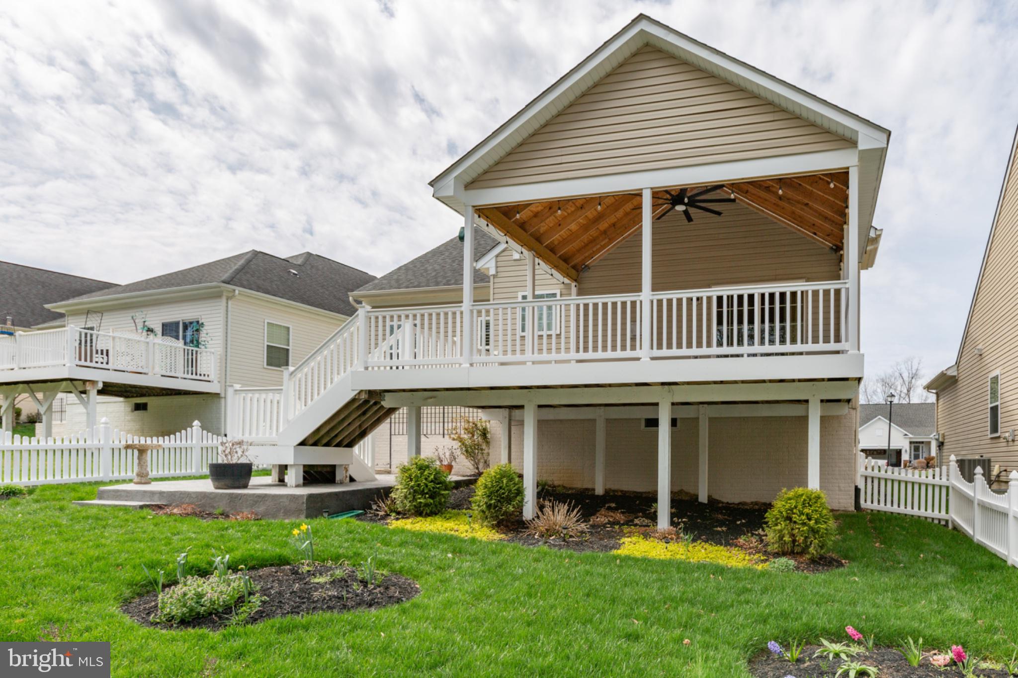 VIRGINIA HERITAGE AT LEE'S PARK - Residential