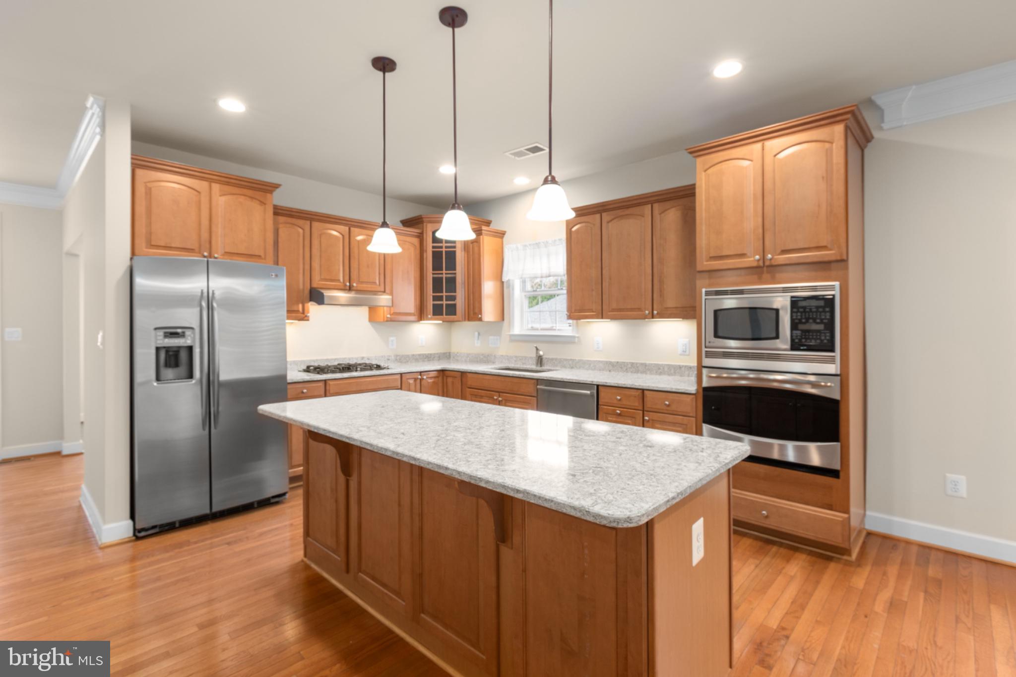 VIRGINIA HERITAGE AT LEE'S PARK - Residential