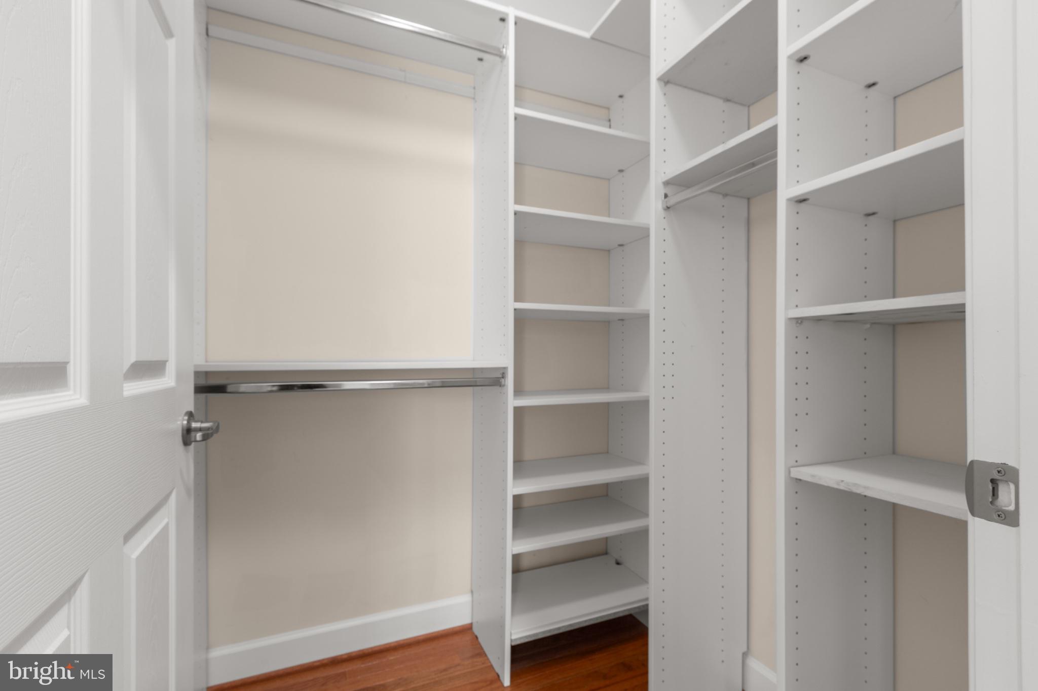 VIRGINIA HERITAGE AT LEE'S PARK - Residential