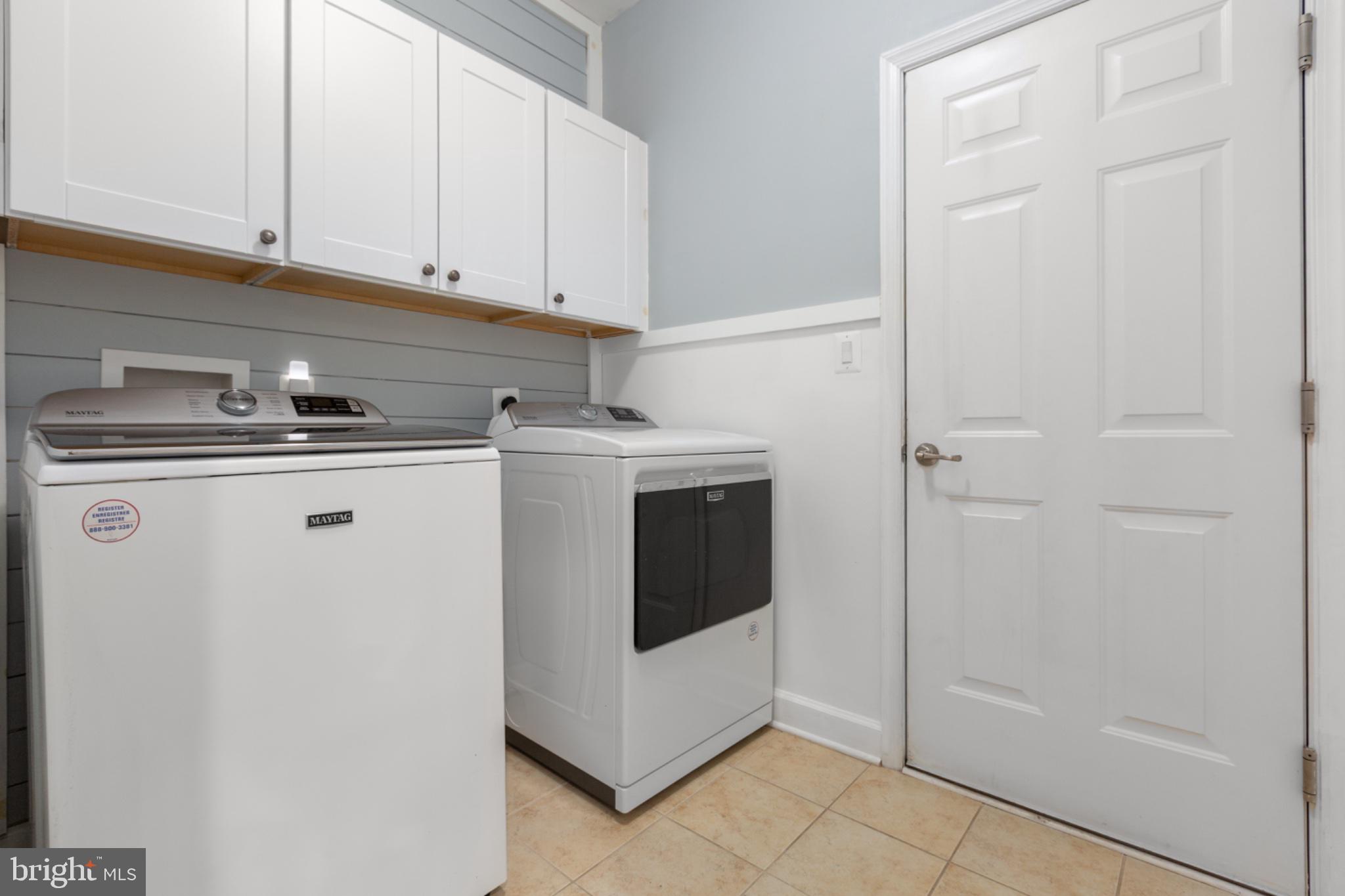 VIRGINIA HERITAGE AT LEE'S PARK - Residential