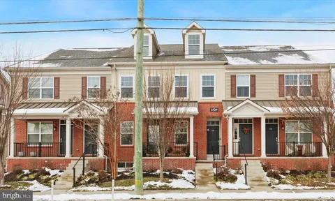 1529 Dekalb Street Unit 131, Norristown, PA MLS: PAMC2165202