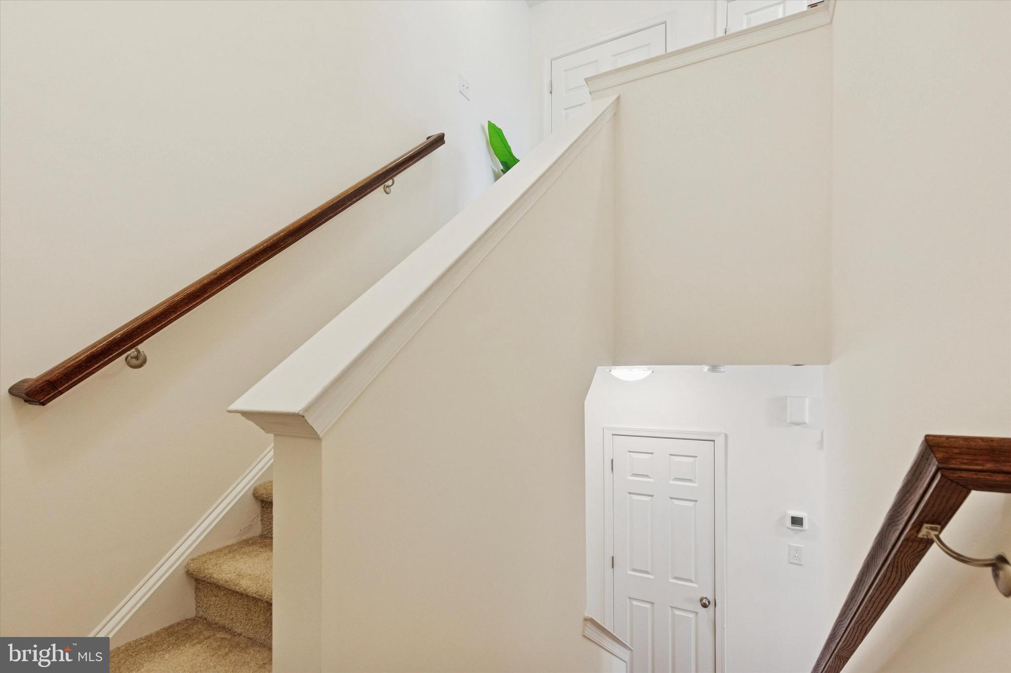 ARBOR KNOLL - Residential