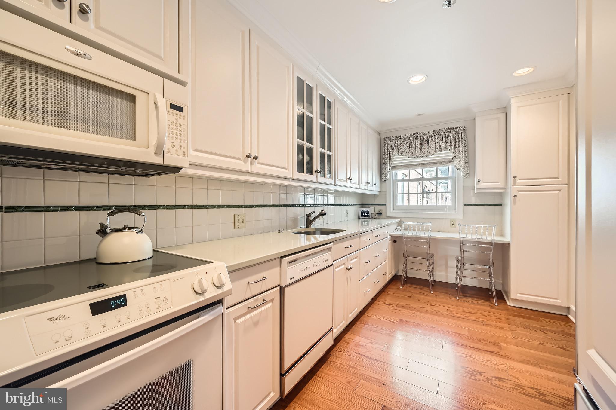 BRIGHTWOOD - Residential