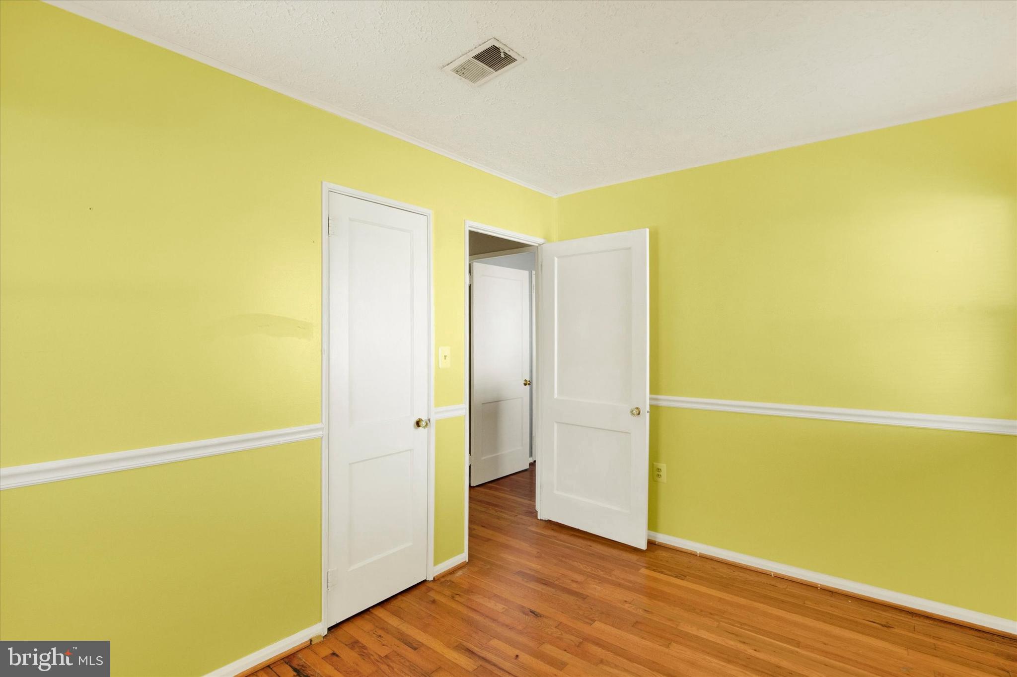 HOWARD PARK - Residential