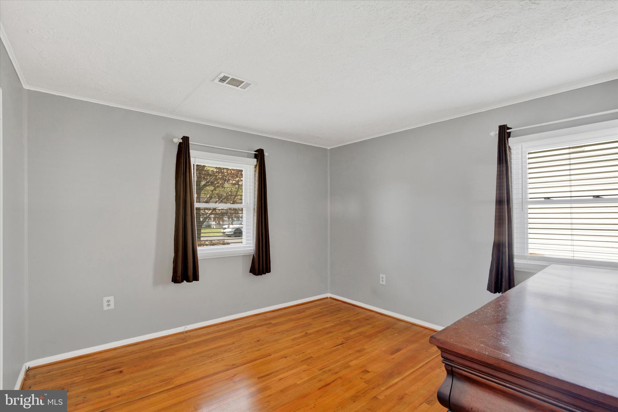 HOWARD PARK - Residential