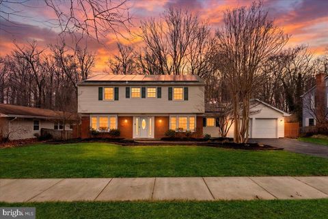 13113 MADONNA LANE FAIRFAX VA 22033