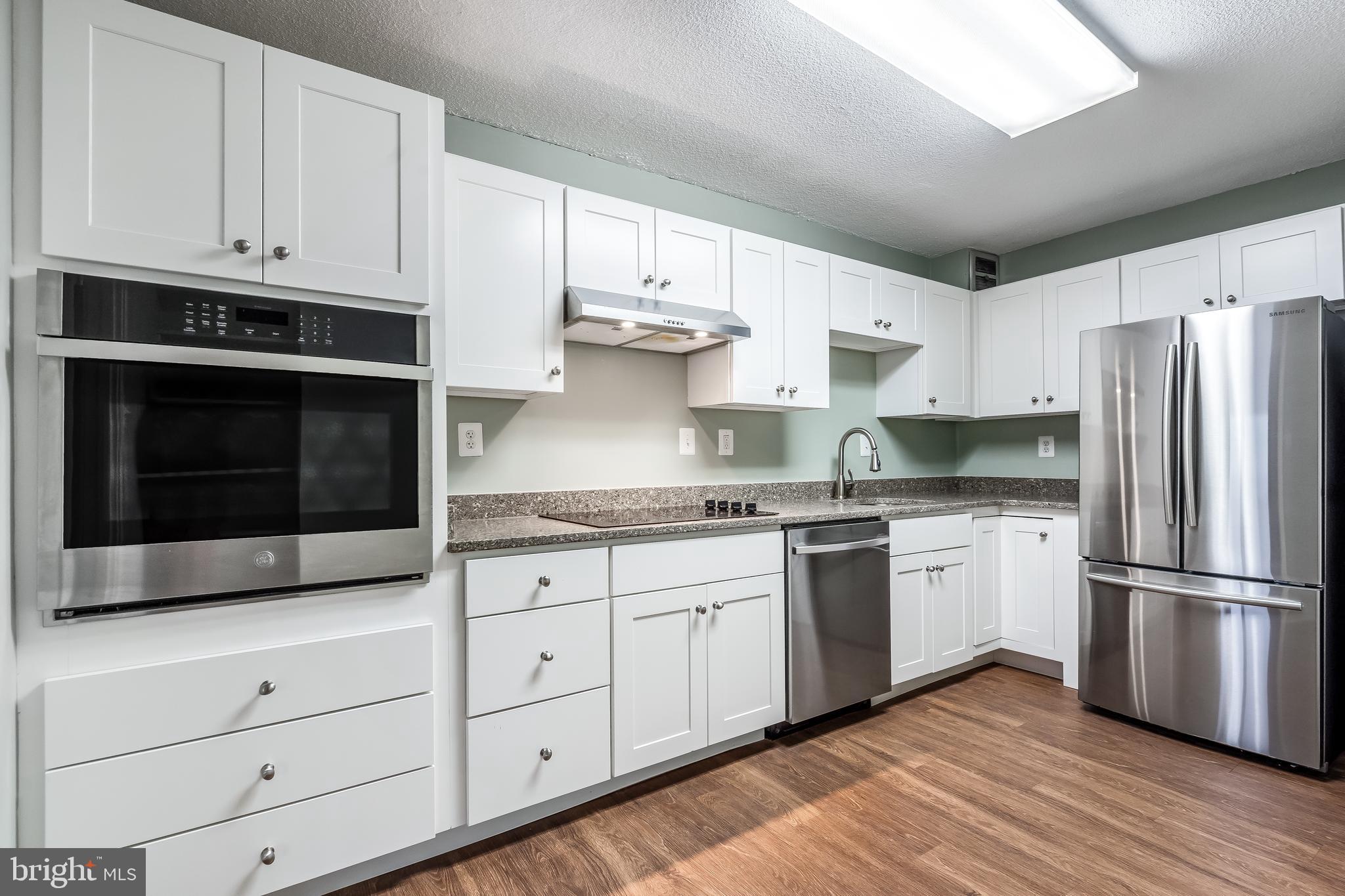 203 YOAKUM PARKWAY 1725