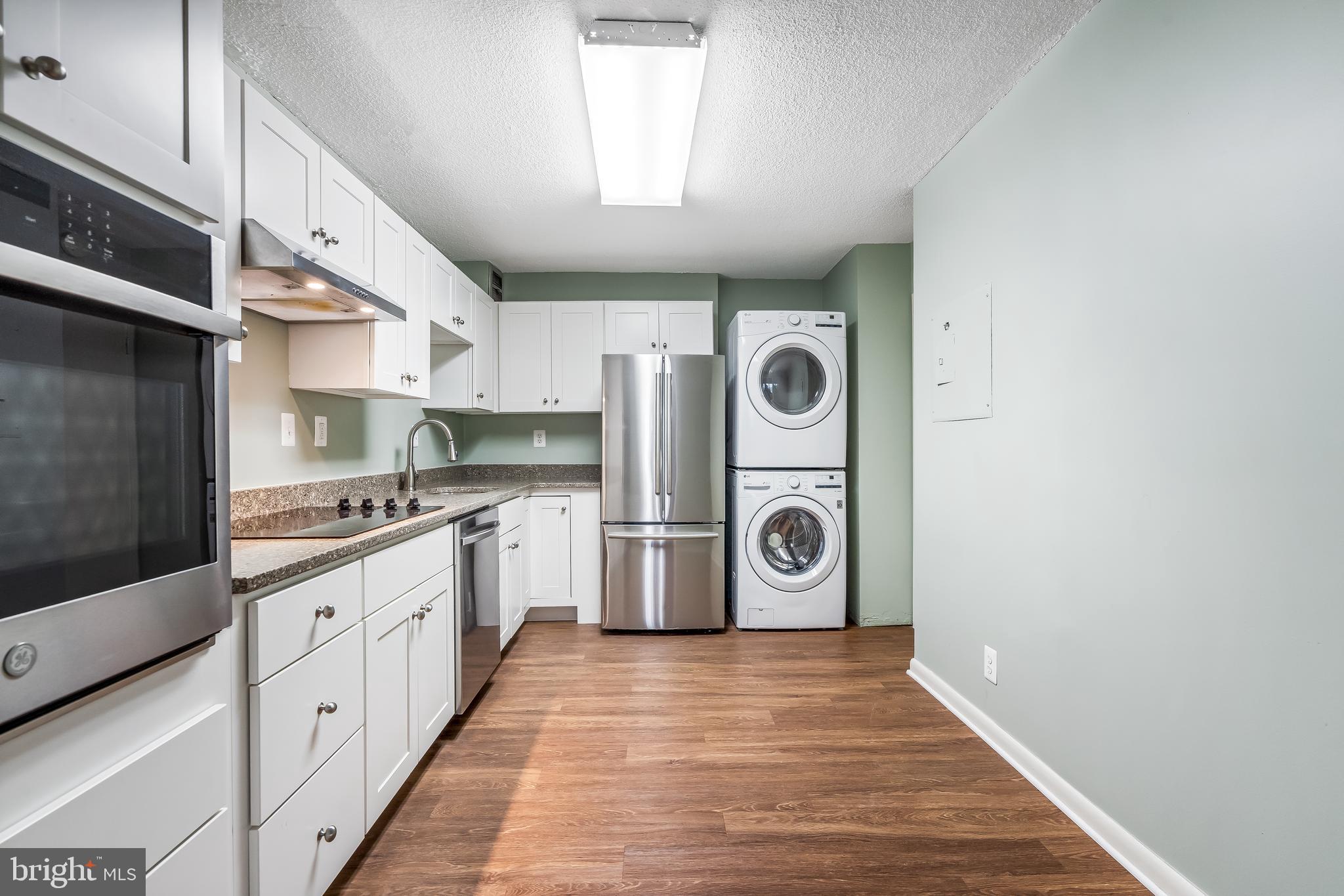 203 YOAKUM PARKWAY 1725