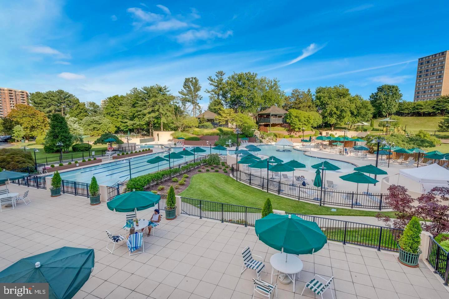 203 YOAKUM PARKWAY 1725