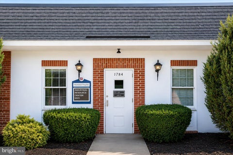 Photo of 1784 4th Avenue, YORK, PA 17403 (MLS # PAYK2106890)