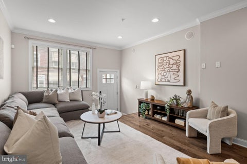Townhouse For Sale - 2129 Tasker Street<br/> Philadelphia County, PHILADELPHIA, PA 19145