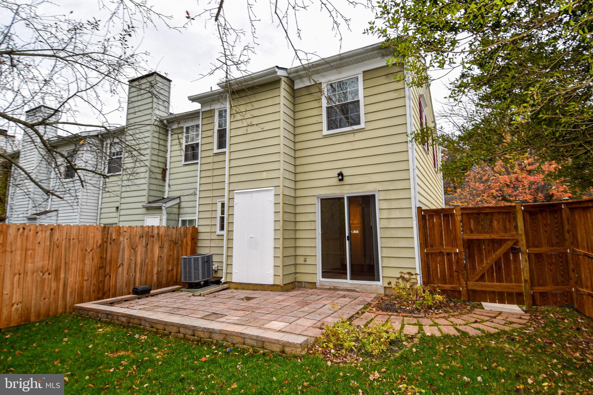 BLAKELEE - Residential Lease