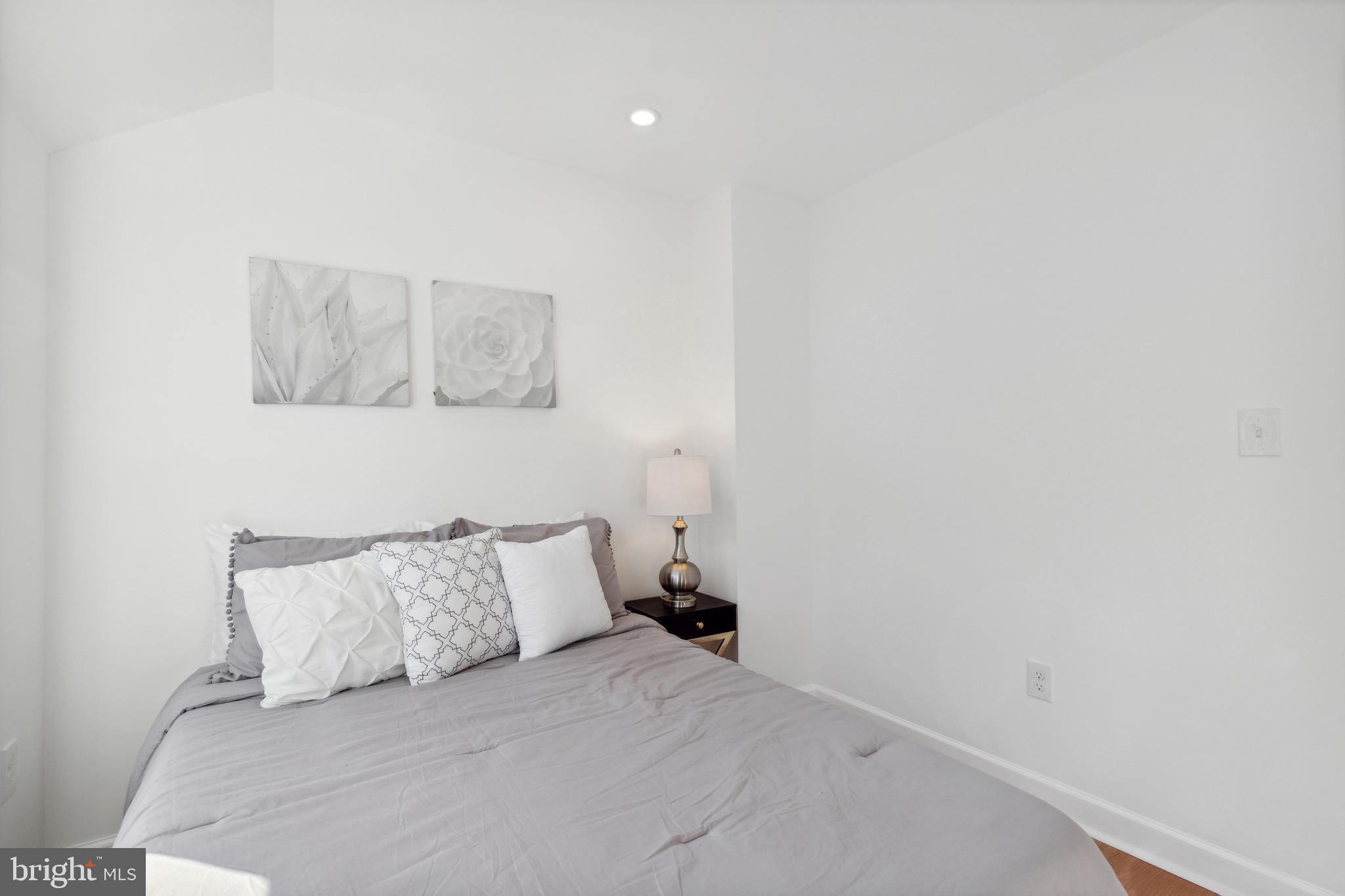 KENTLAND - Residential