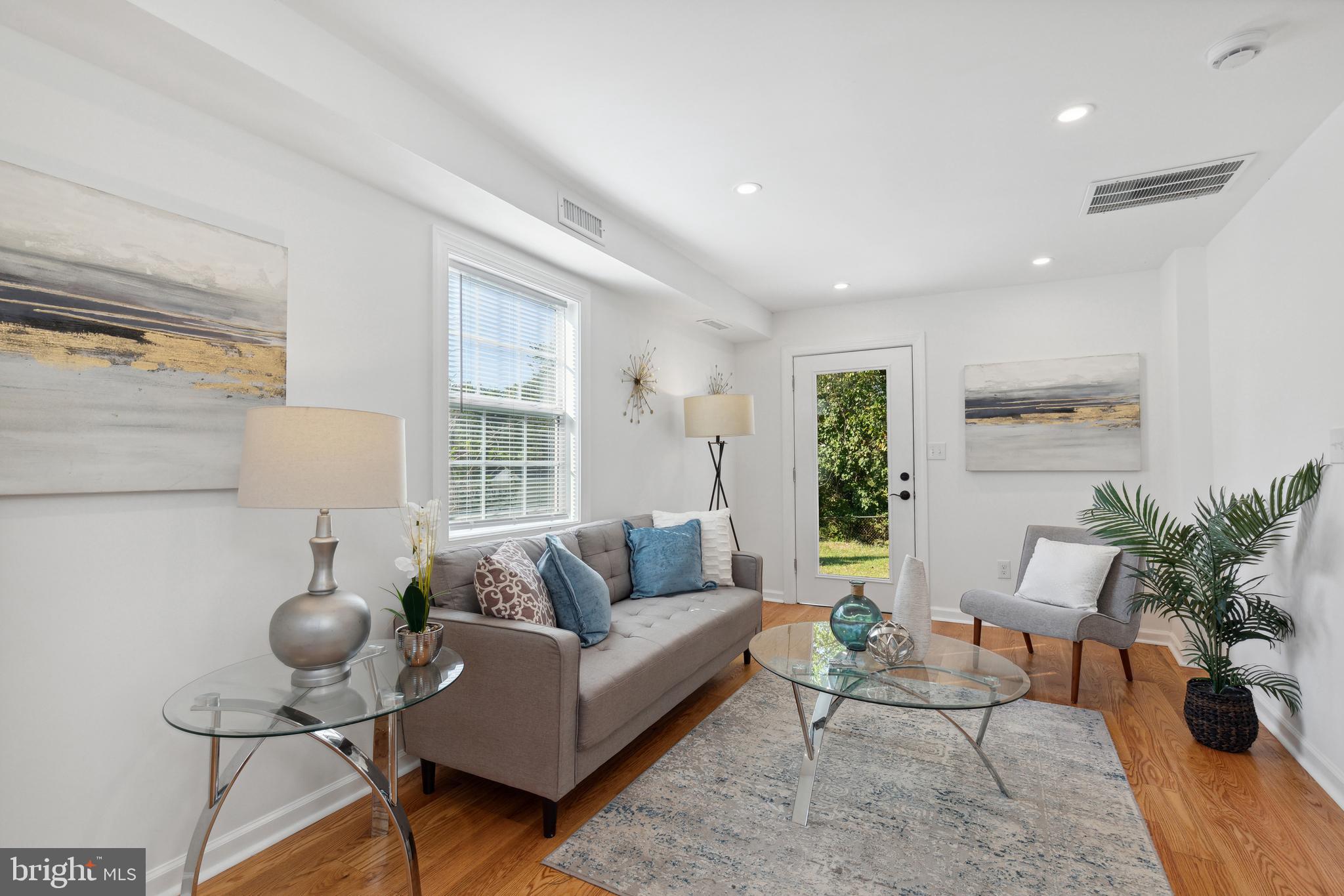 KENTLAND - Residential