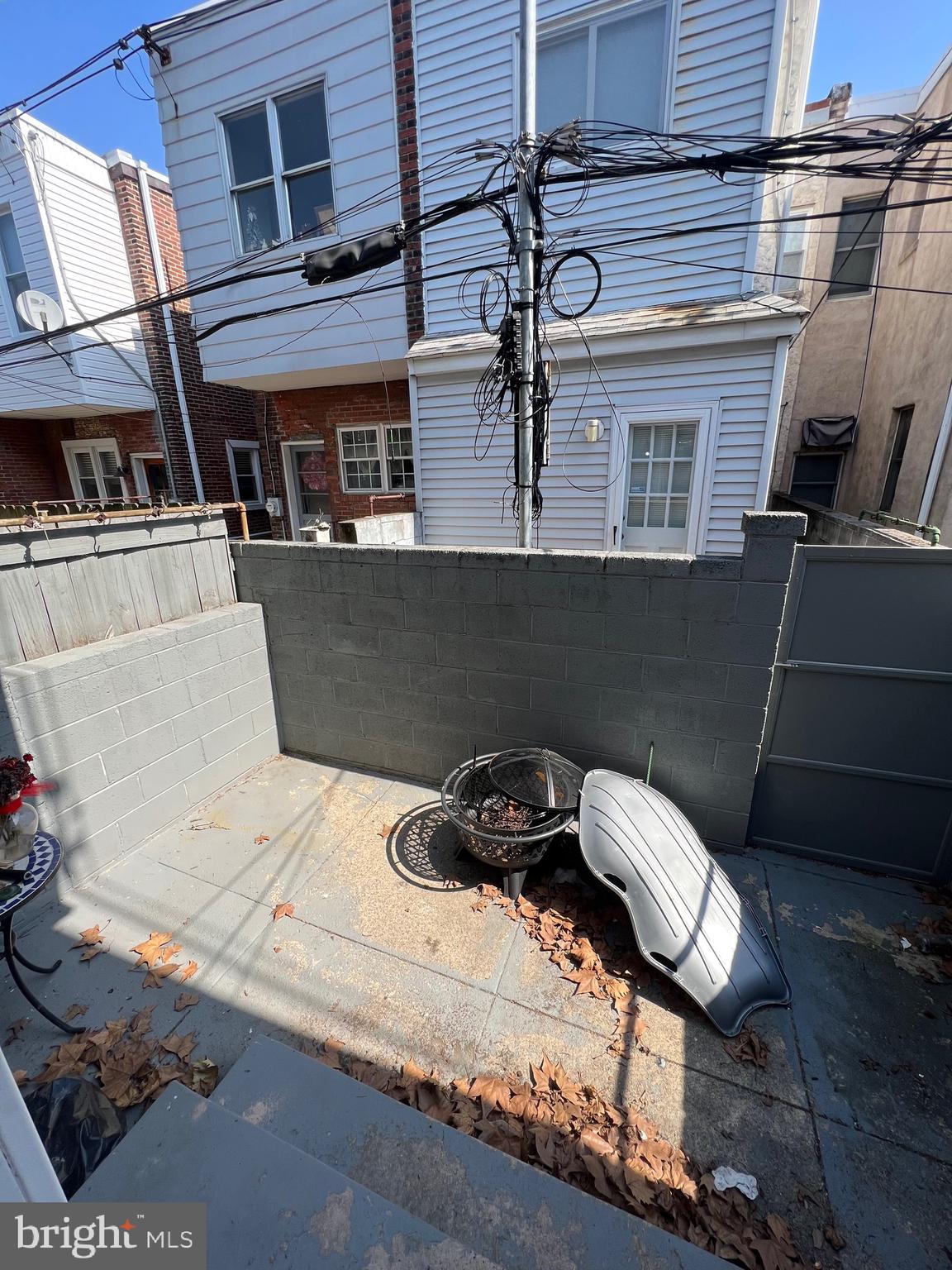 GIRARD ESTATES - Residential Lease