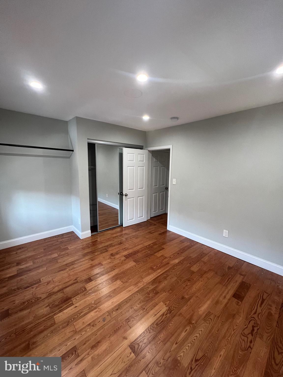 GIRARD ESTATES - Residential Lease