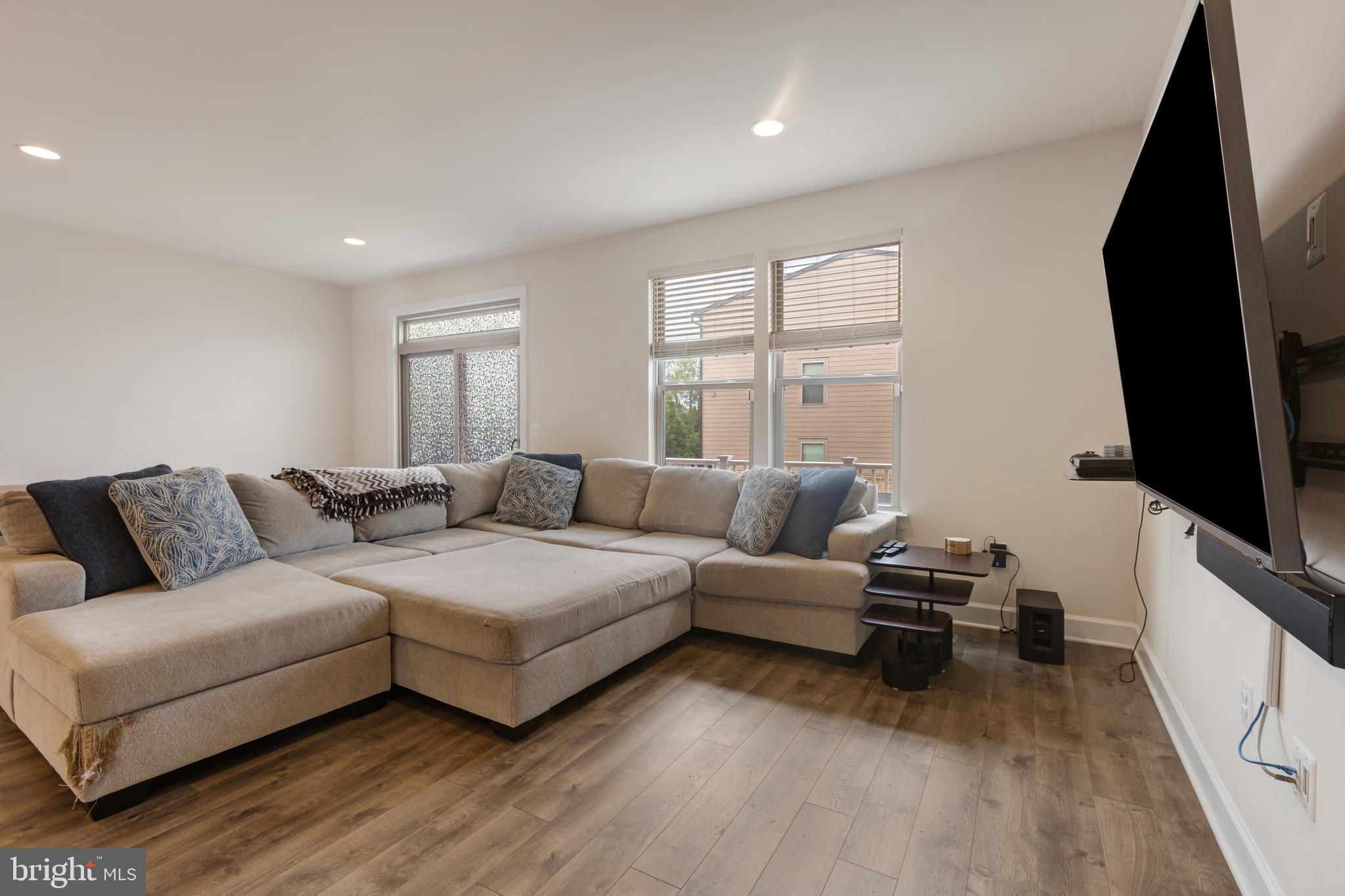 MANASSAS GATEWAY - Residential