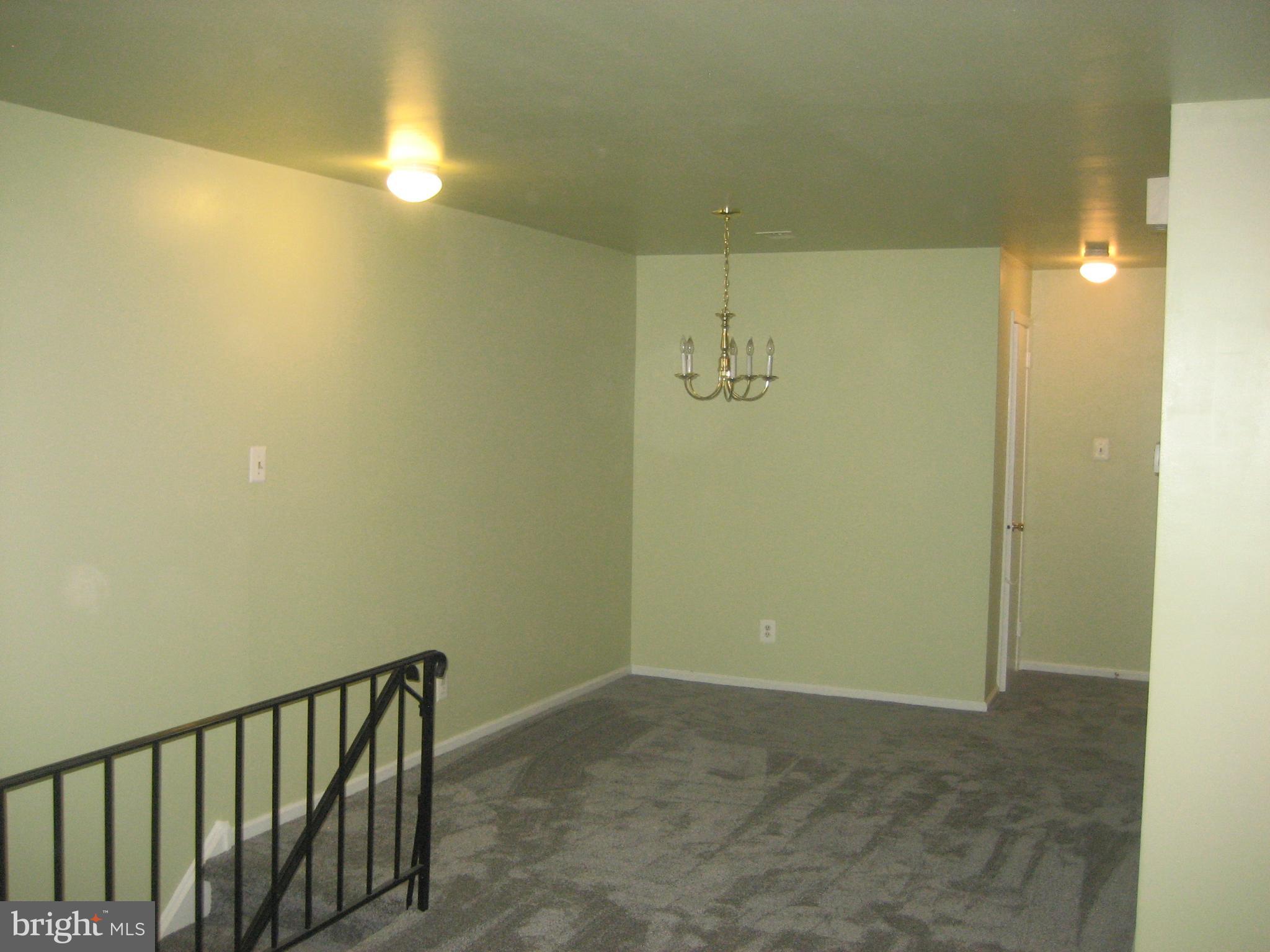 OXFORD OF BLUE BELL - Residential