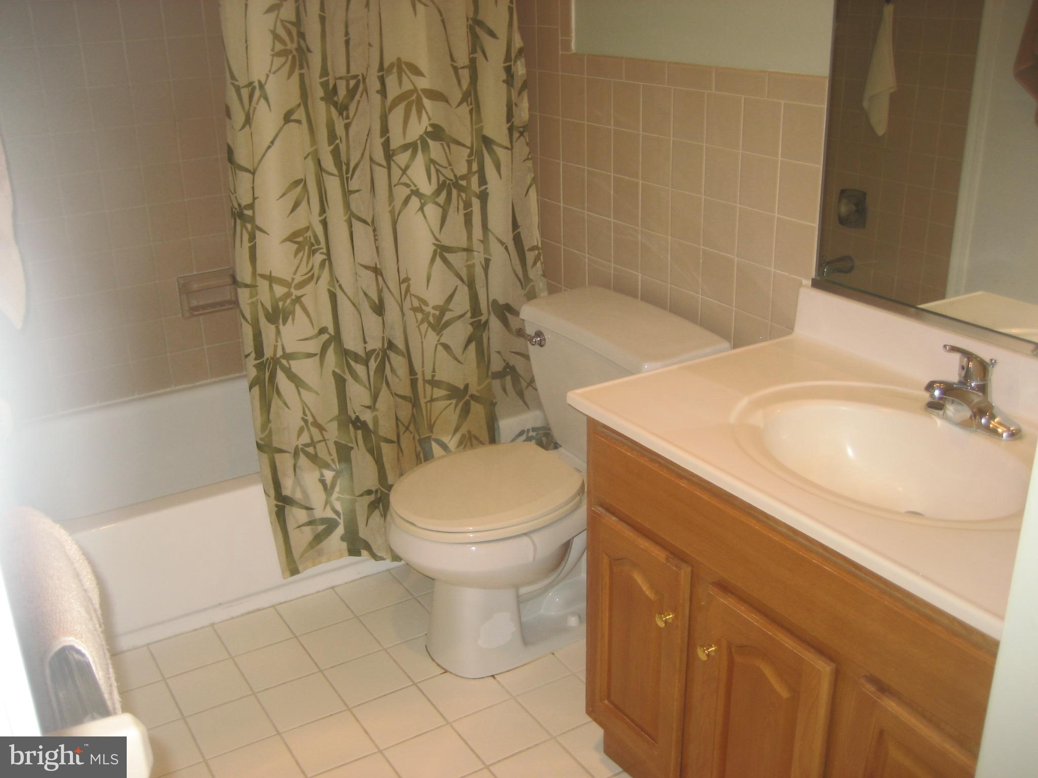 OXFORD OF BLUE BELL - Residential