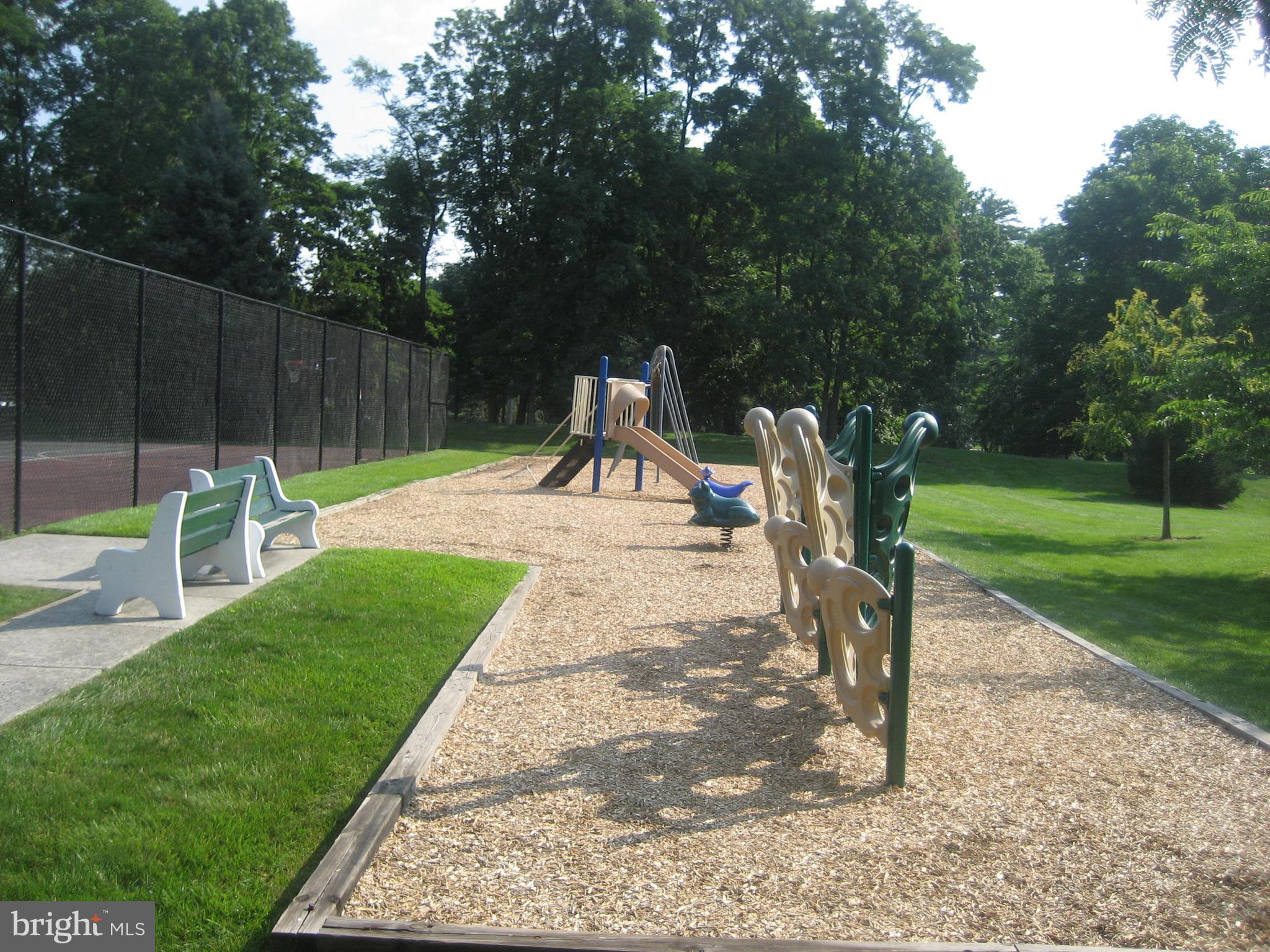 OXFORD OF BLUE BELL - Residential