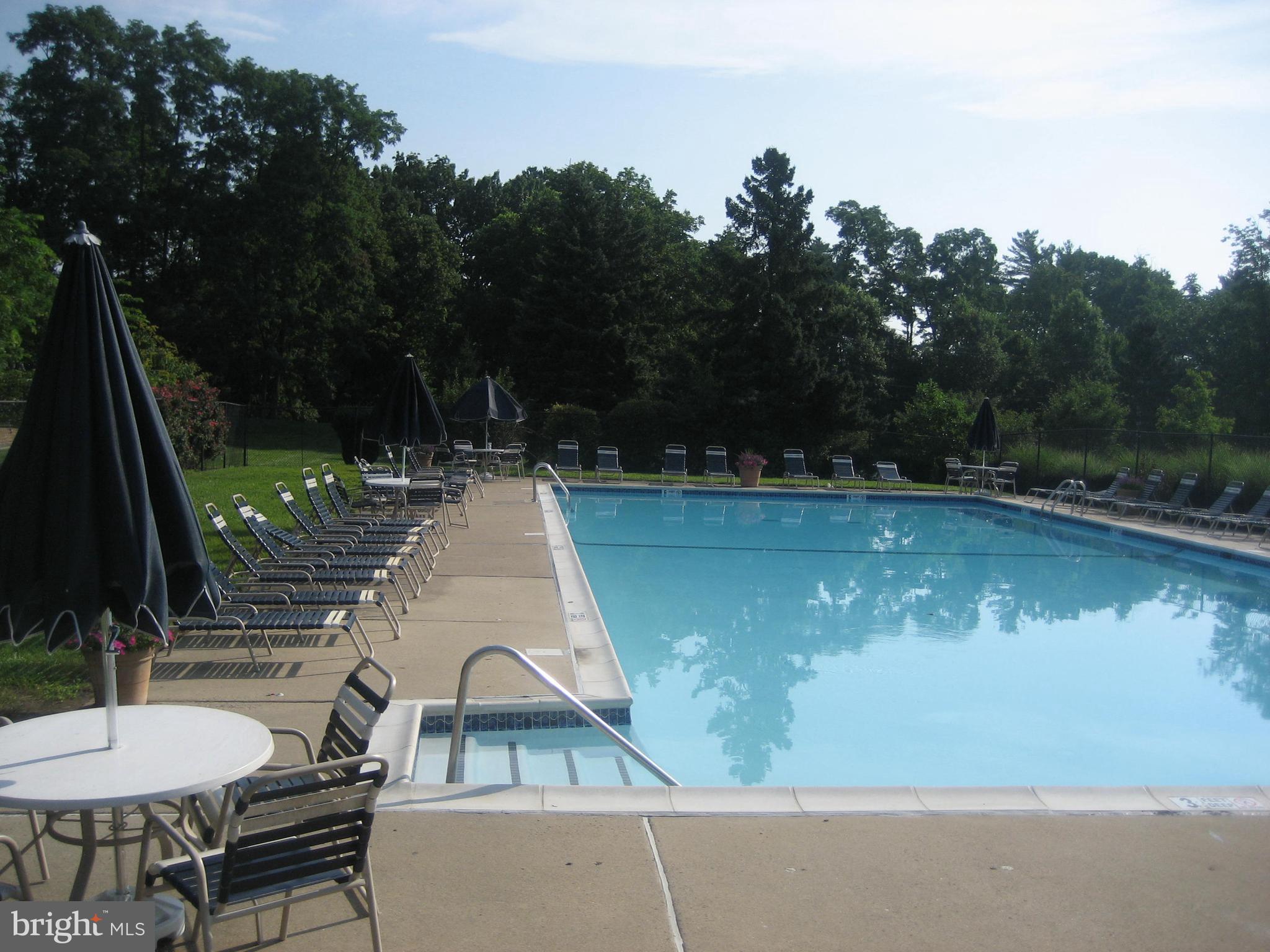 OXFORD OF BLUE BELL - Residential