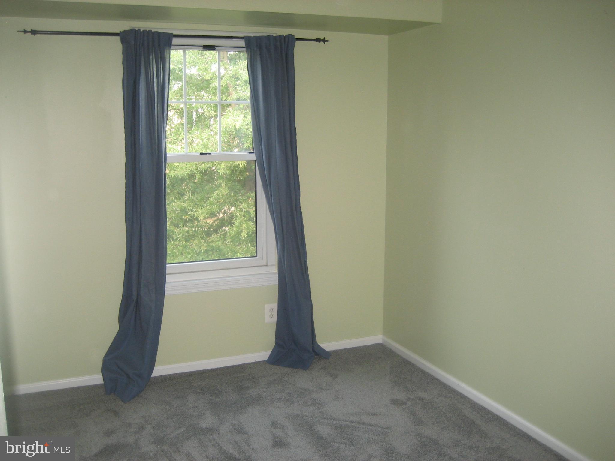 OXFORD OF BLUE BELL - Residential