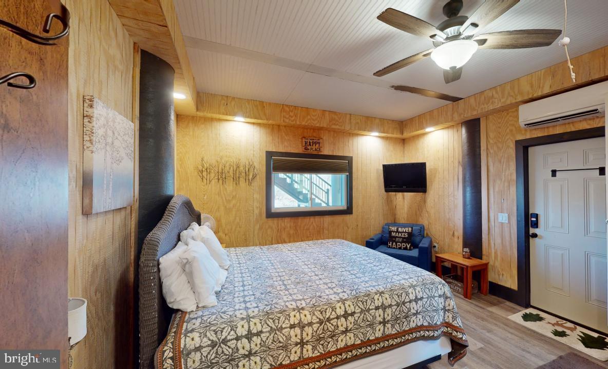 CACAPON RIVER RAPIDS - Residential