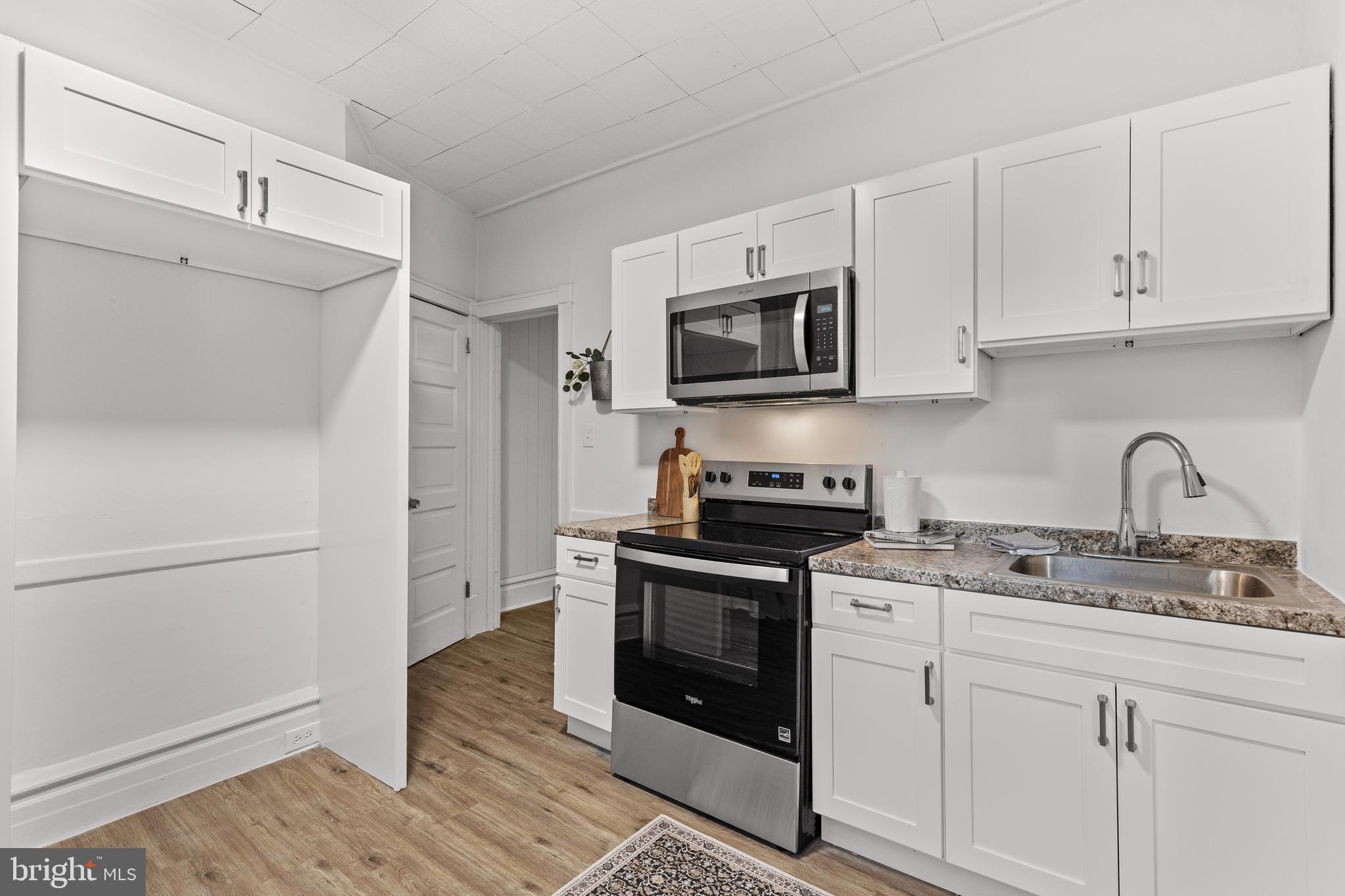 BELLEVUE - Residential