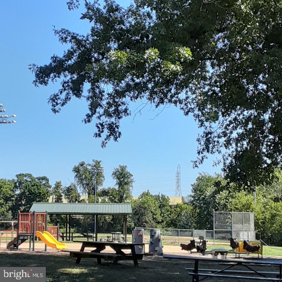 ROSEDALE TERRACE - Residential