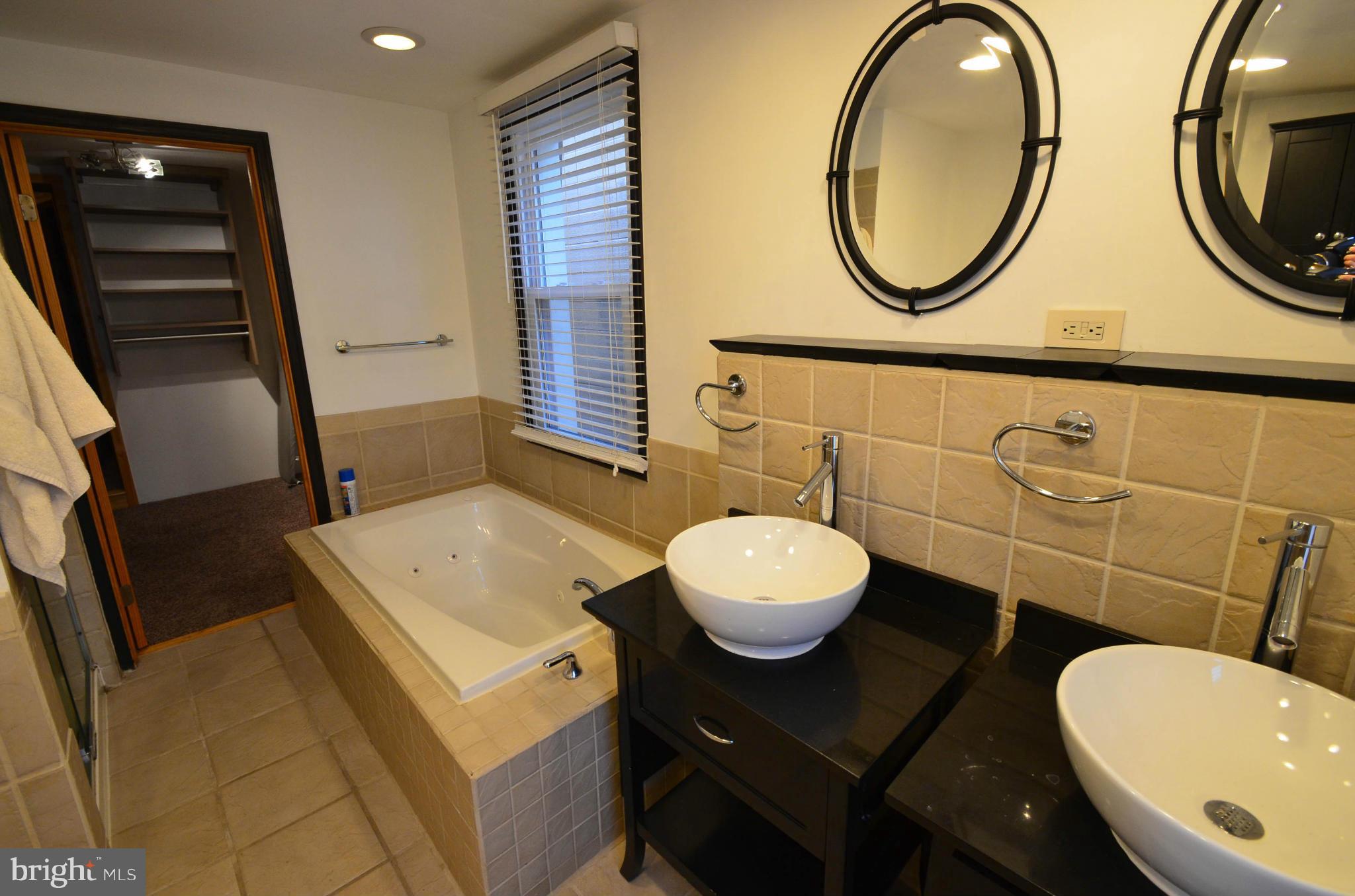 CANTON - Residential Lease