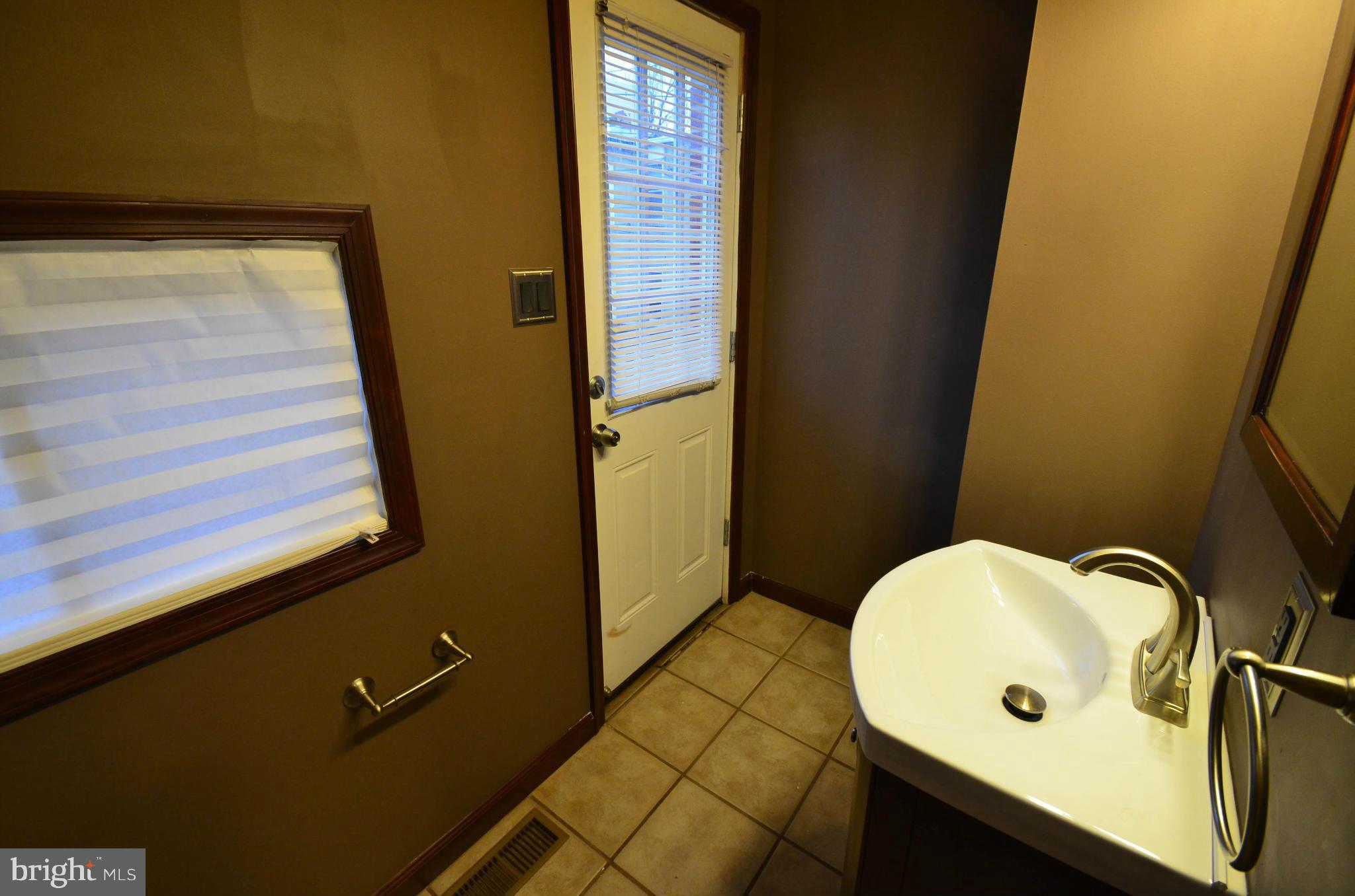 CANTON - Residential Lease