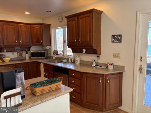 GOVERNOR GRASON MANOR - Residential