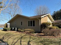 GOVERNOR GRASON MANOR - Residential