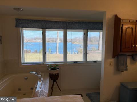 GOVERNOR GRASON MANOR - Residential