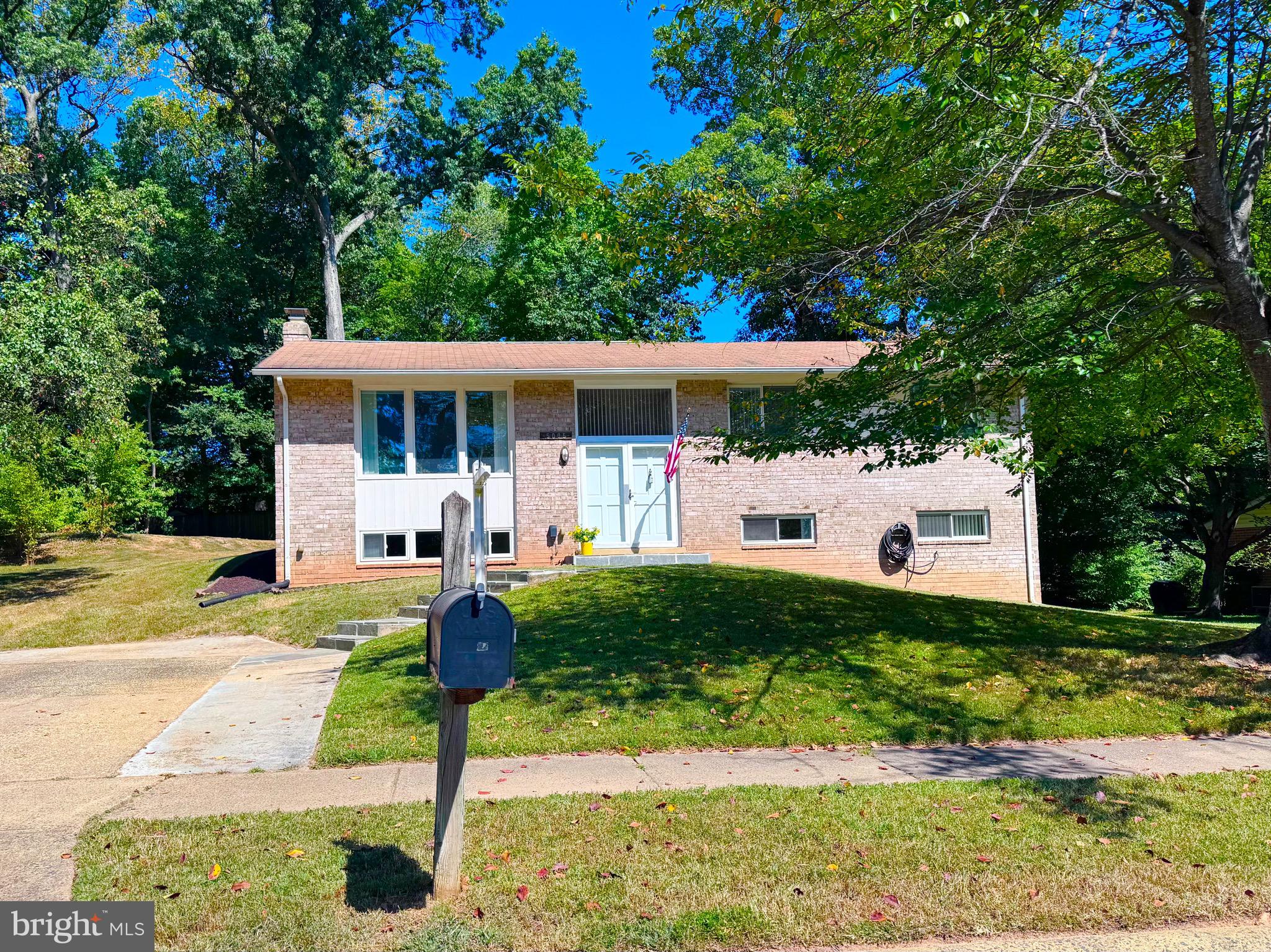5005 GAINSBOROUGH DRIVE