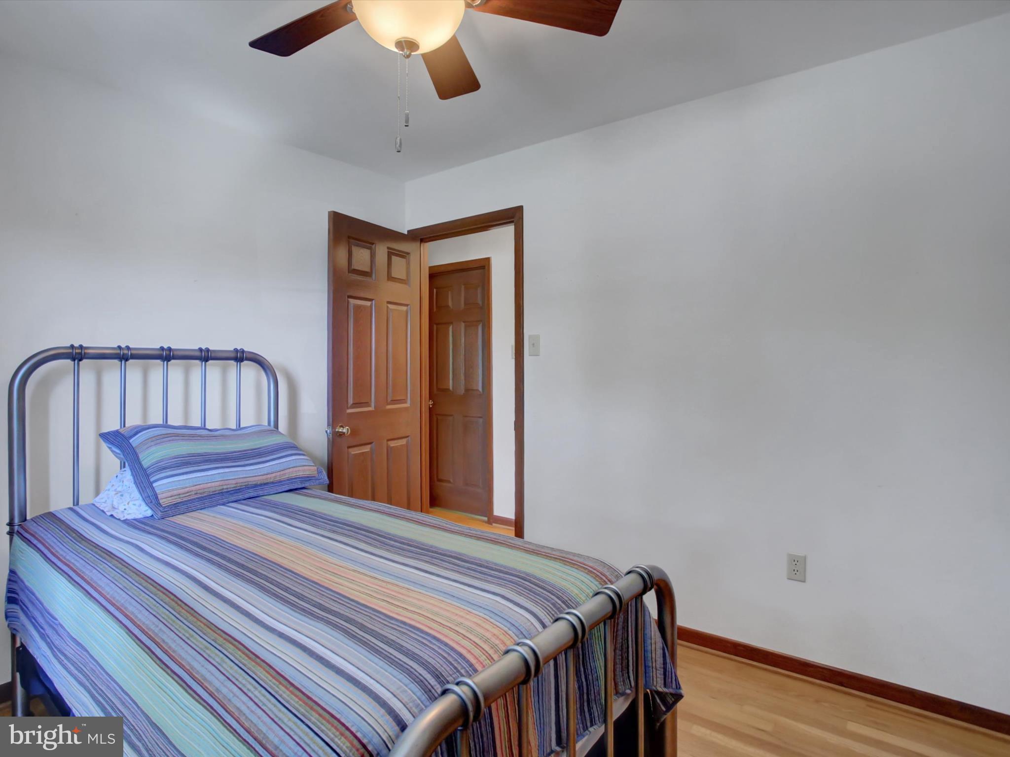 COLONIAL PARK EAST - Residential