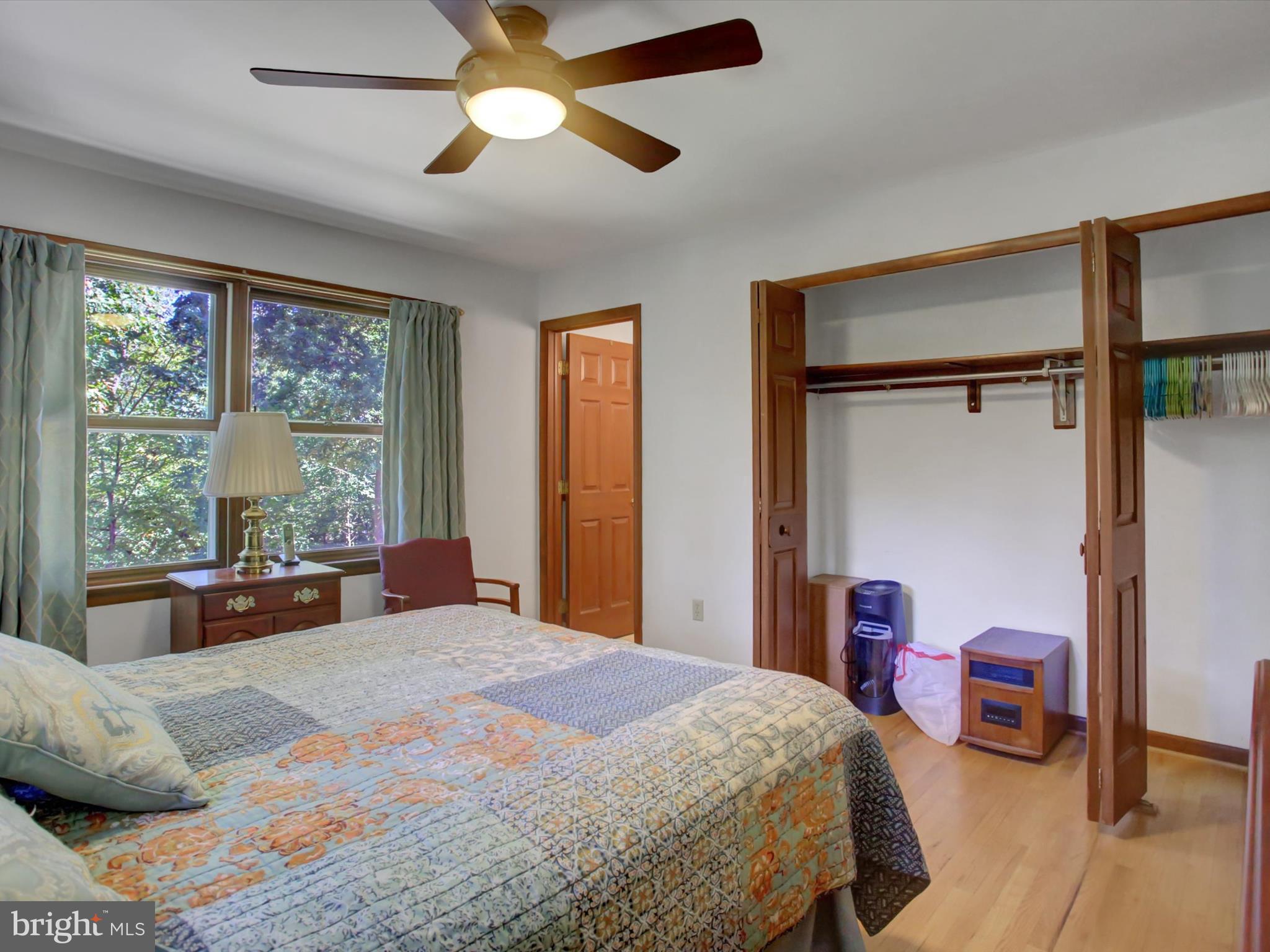 COLONIAL PARK EAST - Residential