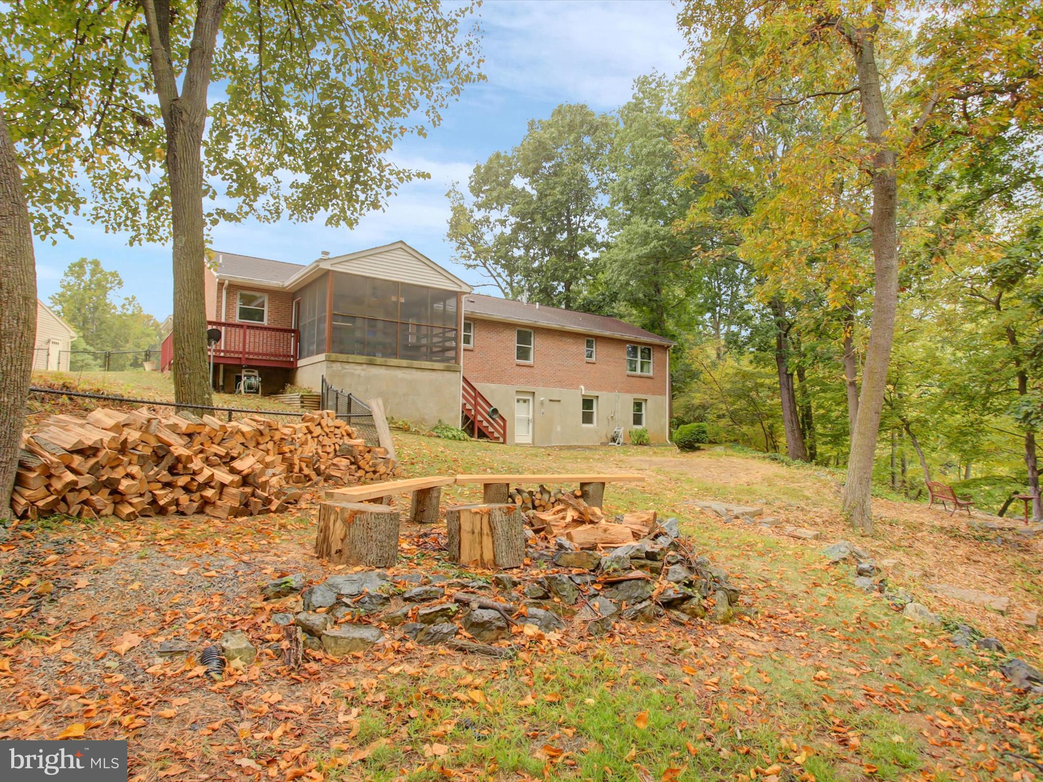 COLONIAL PARK EAST - Residential