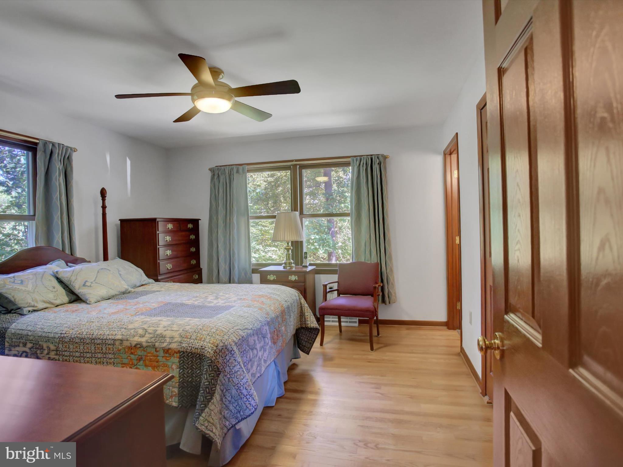 COLONIAL PARK EAST - Residential